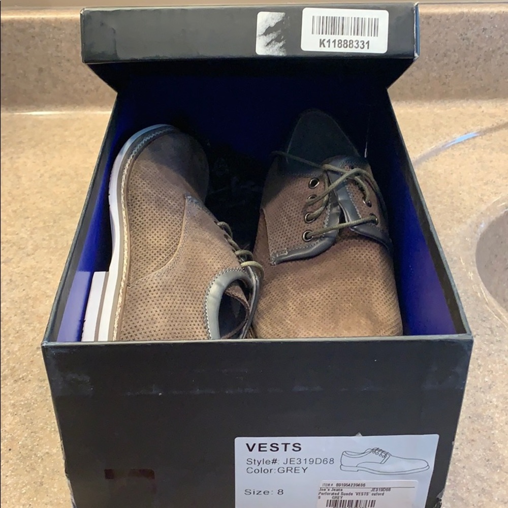 Joe’s Shoes - Size 8